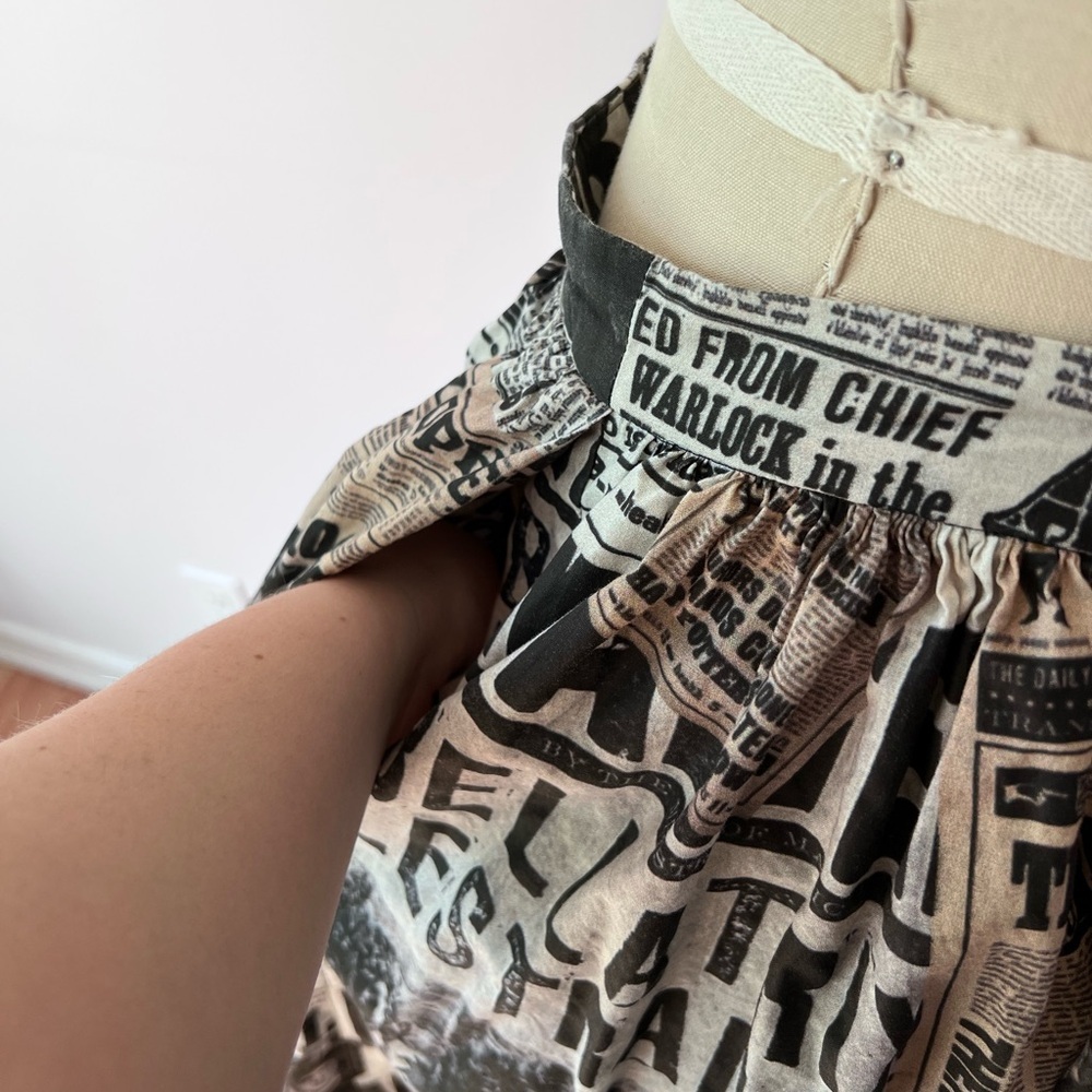 Harry‎ Potter Daily Prophet Newspaper Skirt Black White Midi Pockets - Picture 5 of 6